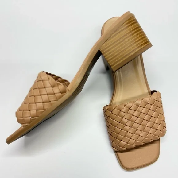 Vintage 7 Eight Mule Sandal with Heel | Tan | Size 10M
NWOT - Picture 3 of 10